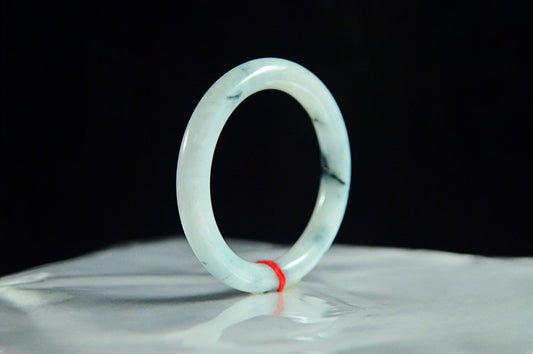 Milky Base Floating Flower Jade Bangle