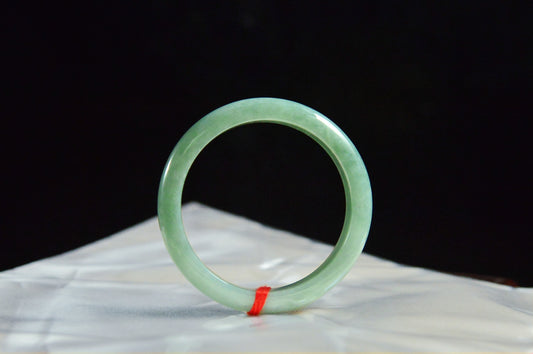 Full Apple Green Jade Bangle