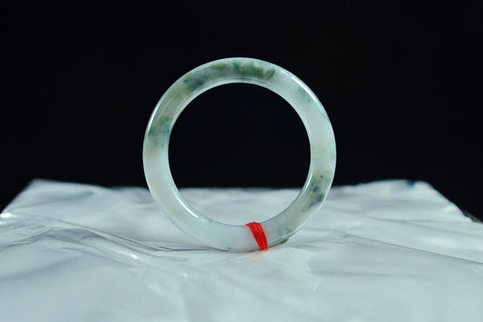 Icy Type Floating Flower Jade Bangle