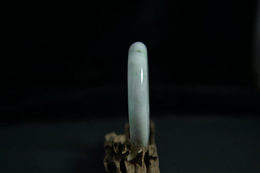 Pale Green White Standard Circle Jade Bangle