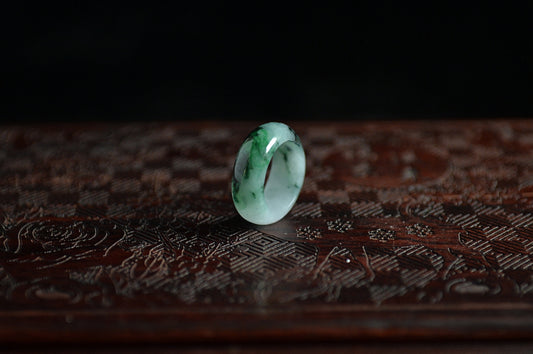 Icy Green Pattern Jade Ring