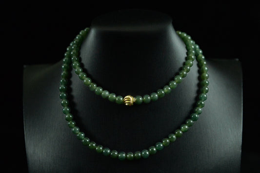 Oil Green Jade Bead Necklace
