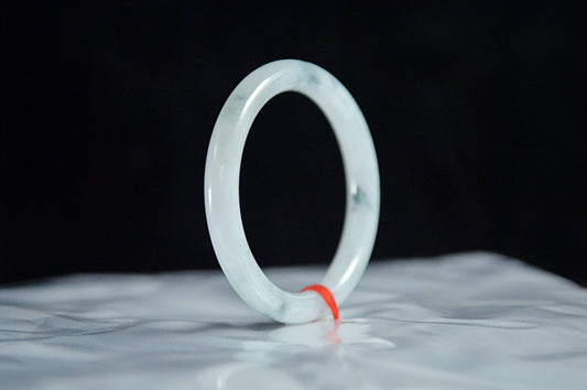 Waxy Icy Clear Base Floating Flower Jade Bangle
