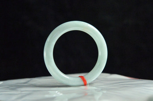 Waxy Type Clear Base Jade Bangle