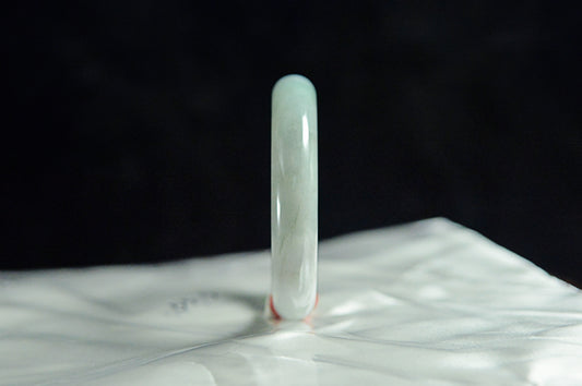 Waxy Type Jade Bangle