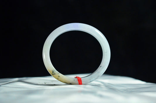 Waxy Type Tri-Color Jade Bangle