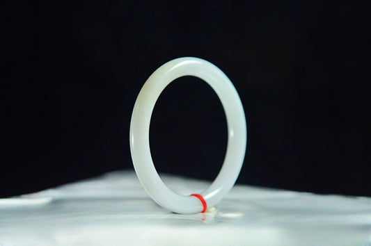 Waxy Type Yellow Jadeite Bangle