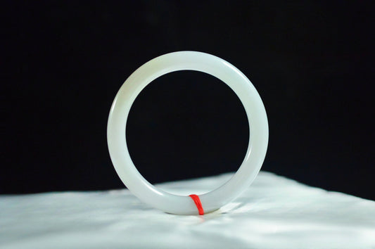 Waxy Type Yellow Jadeite Bangle