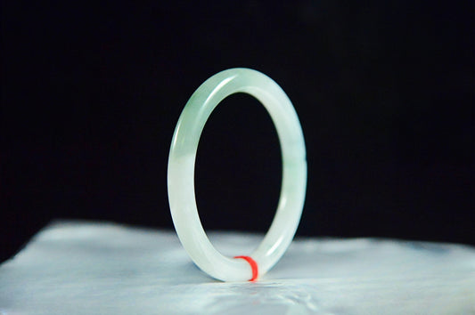 Waxy Icy Floating Green Jade Bangle