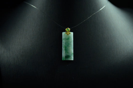 Waxy Type Vivid Green Square Plaque Pendant