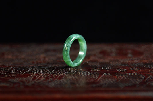 Waxy Translucent Vivid Green Ring